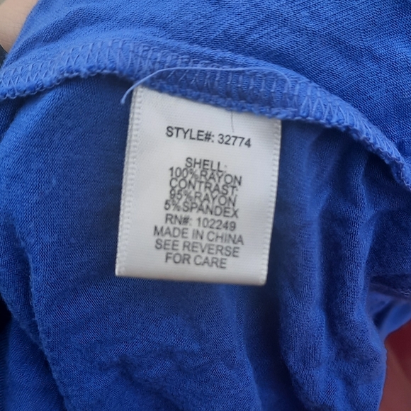 🍀3/15 Skies are blue Women's Blue Blouse - Picture 6 of 6